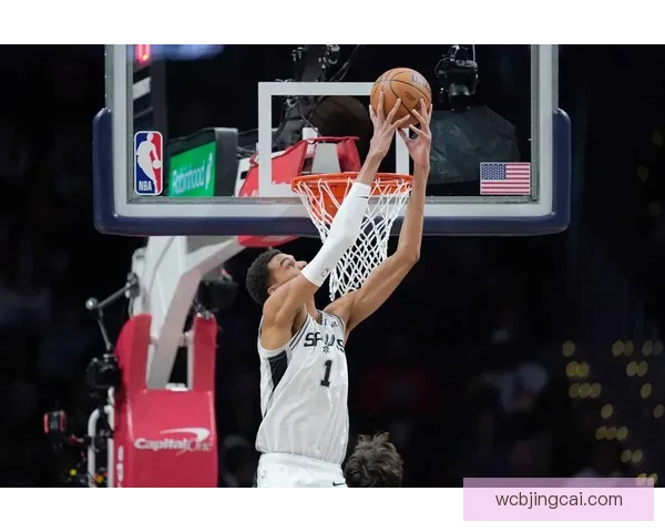 约基奇称文班亚马攻防全面独特 认为他是联盟最大难题